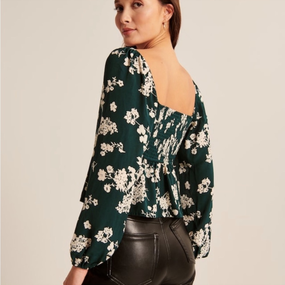 NWT Abercrombie and Fitch Green Floral Cinched Longsleeve Blouse Sz S - Picture 3 of 10